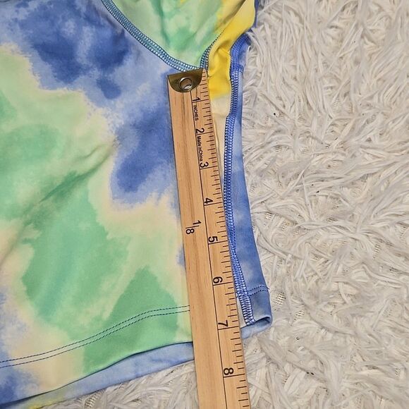 Nike Womens Mid Rise 7" Tie Dye Training Shorts Size XS Bike Dri-Fit Stretch - Picture 9 of 9